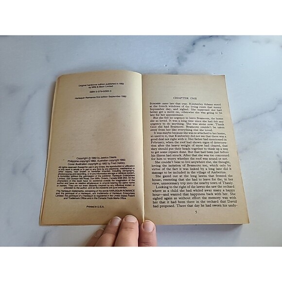 Dishonest Woman by Jessica Steele (1982, Trade Paperback) - Picture 4 of 10